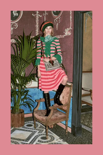 Look 49